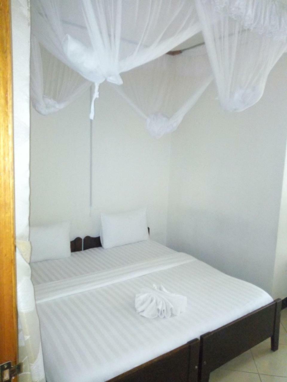 Snow View Hotel Boma la Ngombe Eksteriør bilde