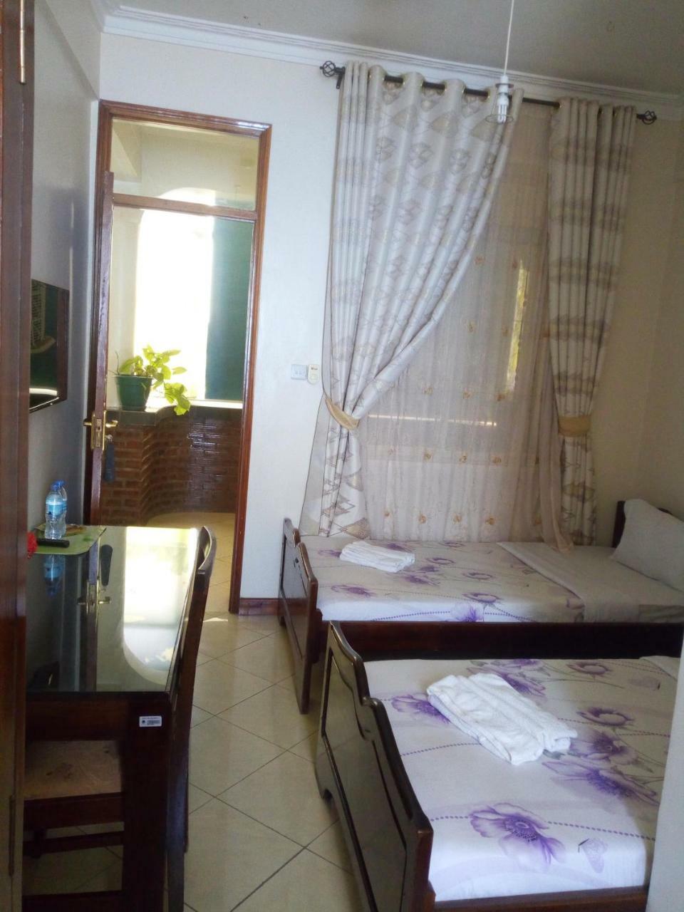 Snow View Hotel Boma la Ngombe Eksteriør bilde